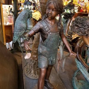 Meet your Posher, Julian alejandra